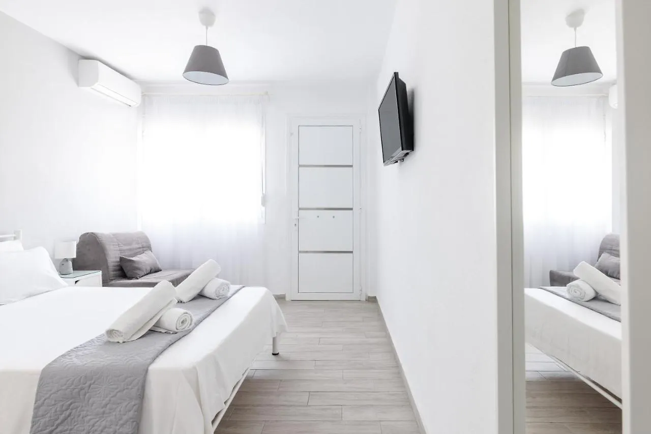 Valasi Studios Skala Fourkas Inn